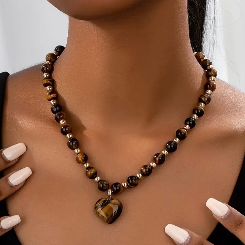 Brand New Tiger Eye Stone Necklace with Heart Pendant and Earrings 3 Piece Set